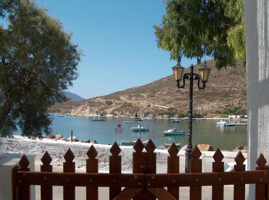 Villa Notos Adamantas  Bagian luar foto