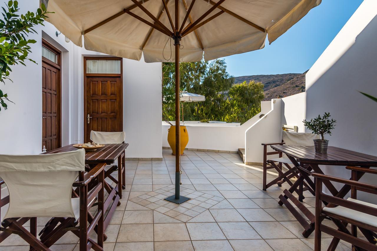 Villa Notos Adamantas  Bagian luar foto