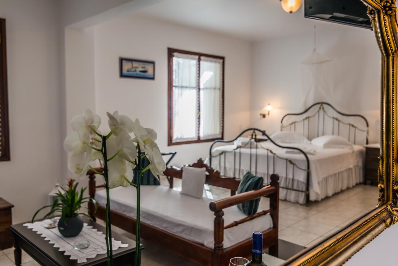Villa Notos Adamantas  Bagian luar foto