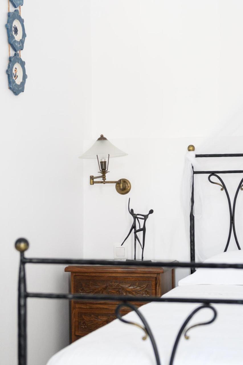 Villa Notos Adamantas  Bagian luar foto