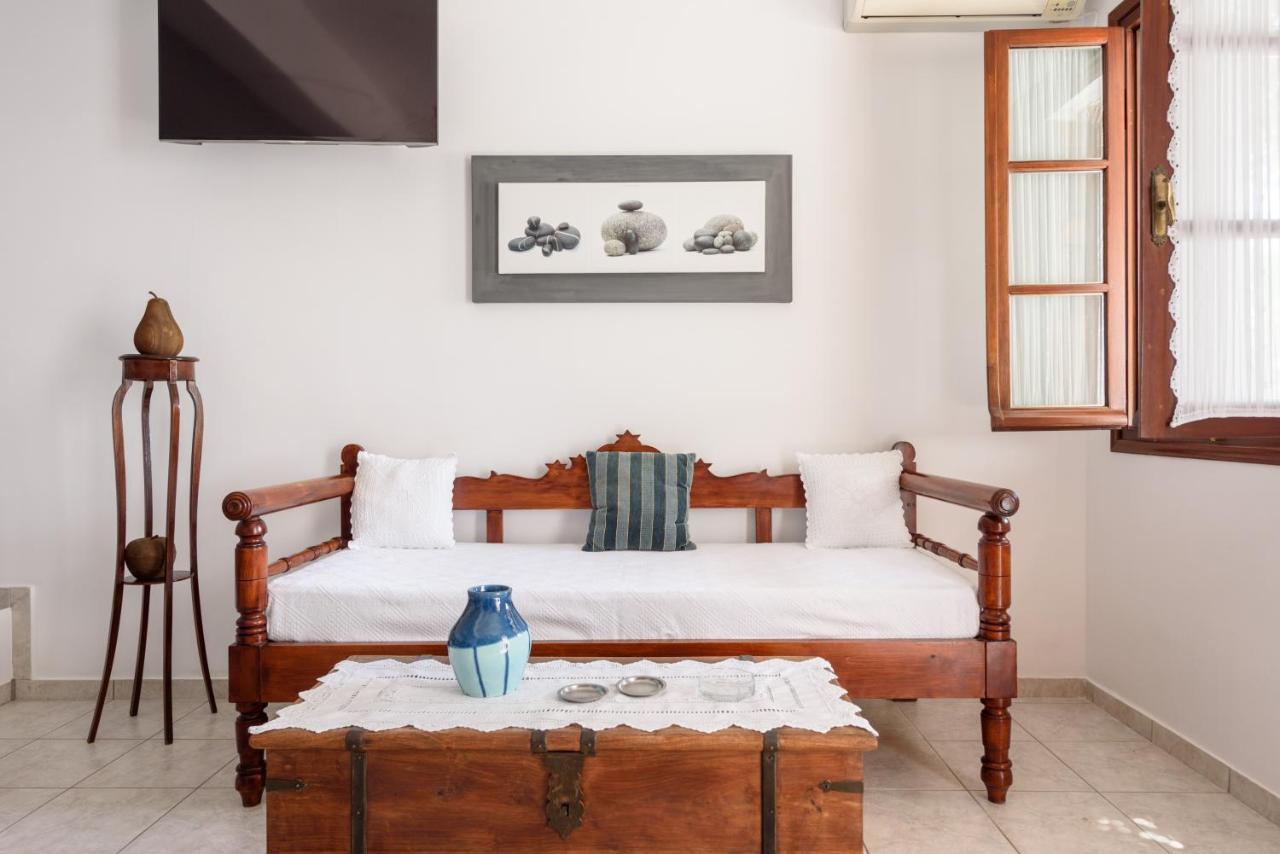 Villa Notos Adamantas  Bagian luar foto